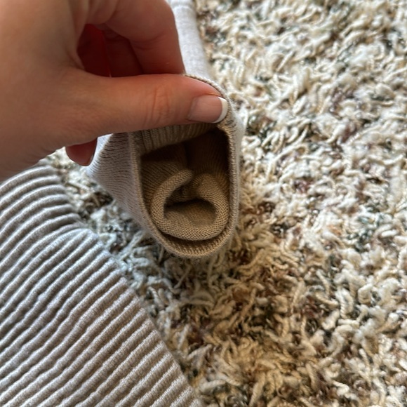 Lululemon Sit in Lotus Wrap - Picture 14 of 15